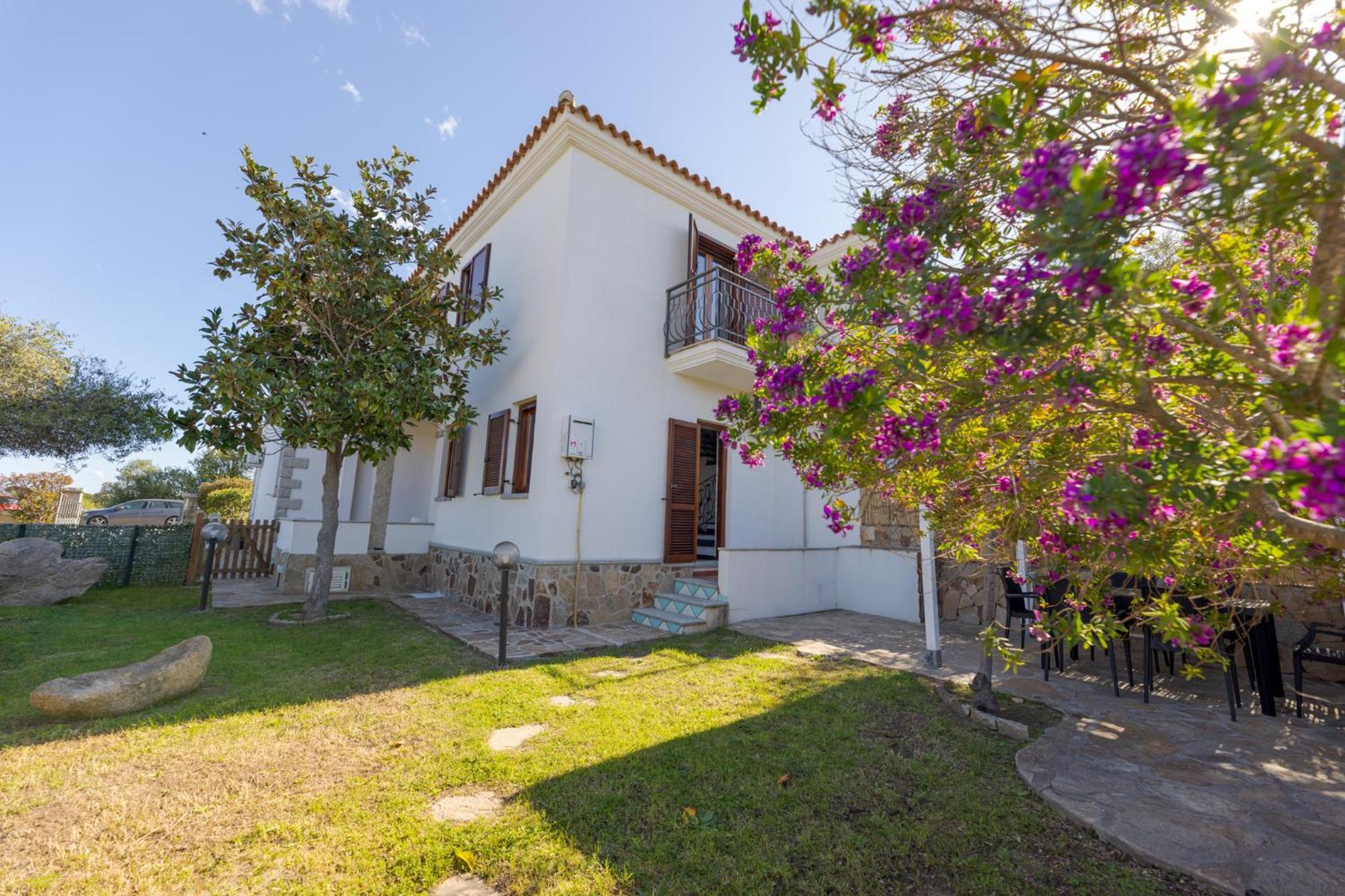 Appartamenti Le Magnolie Budoni Kültér fotó
